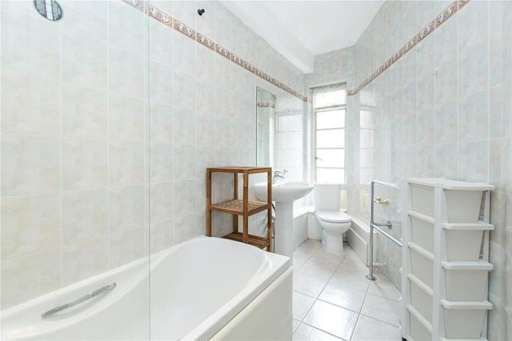 King-Sized Studio, 6Th Floor + Lift, Regent'S Park London Exteriör bild